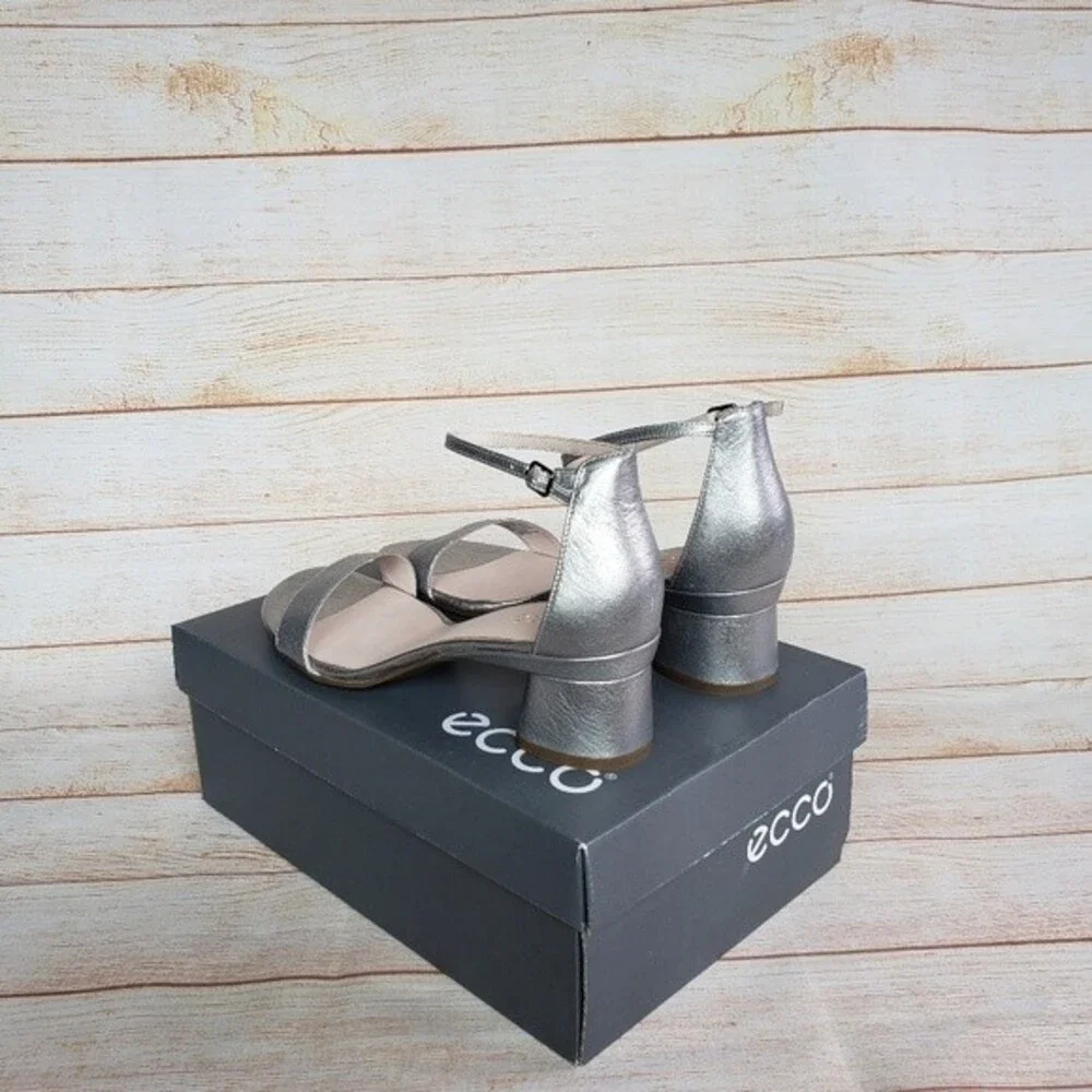 ECCO Elevate 45 Block Ankle Strap Leather Open Toe Sandals in Aluminum Silver